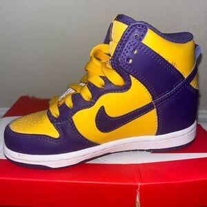 Kids Nike high top Dunks